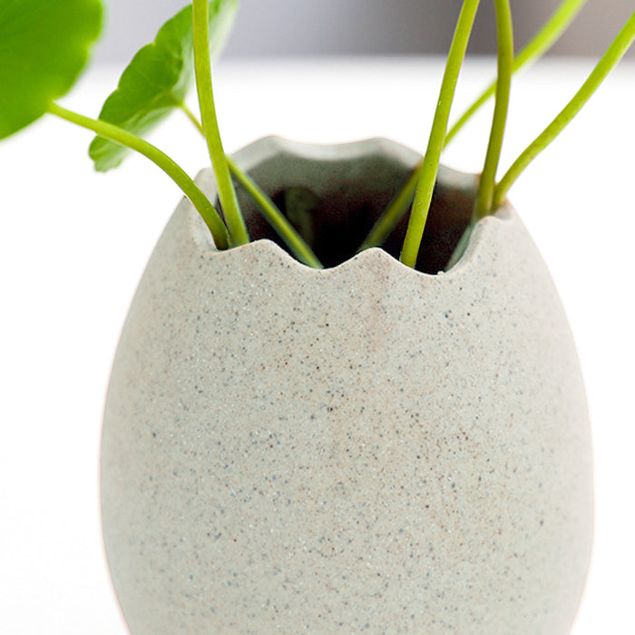 Creative Egg Shell Ceramic Vase