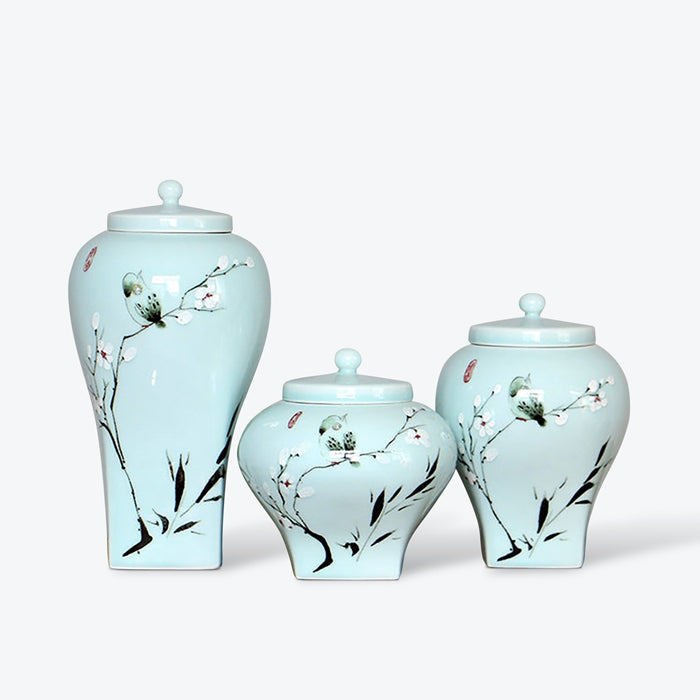 Hand-Painted Bird Design Porcelain Jar