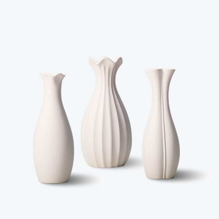 Nordic Style Ruffled Opening Table Vase-1