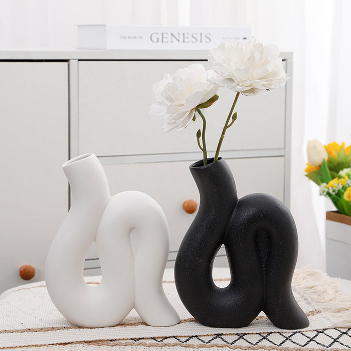 Nordic Black White Creative Ceramic Vase